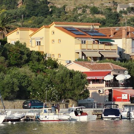 Captain'S Club Banjol Dış mekan fotoğraf