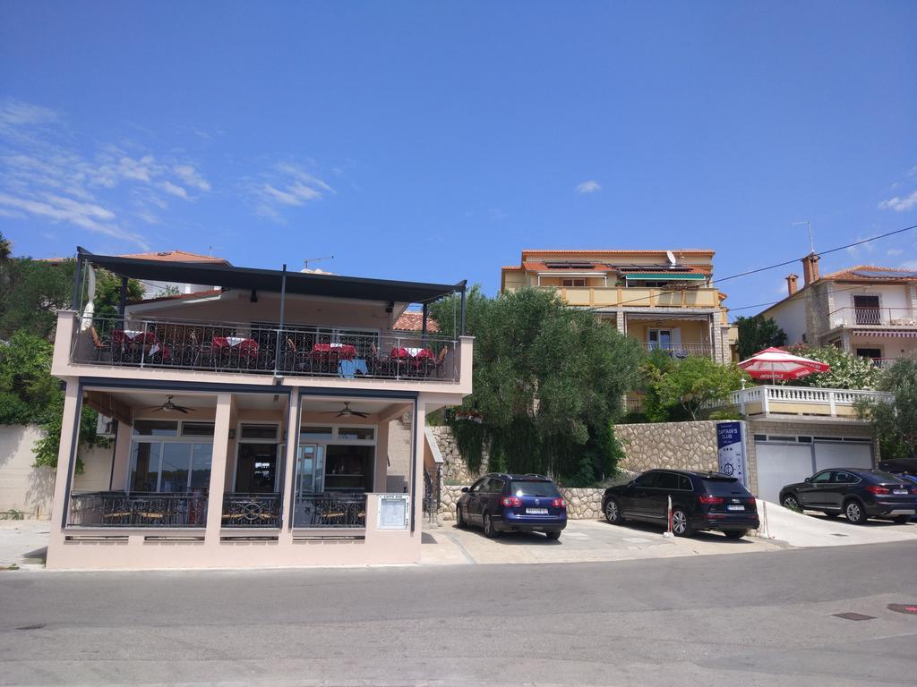 Captain'S Club Banjol Dış mekan fotoğraf