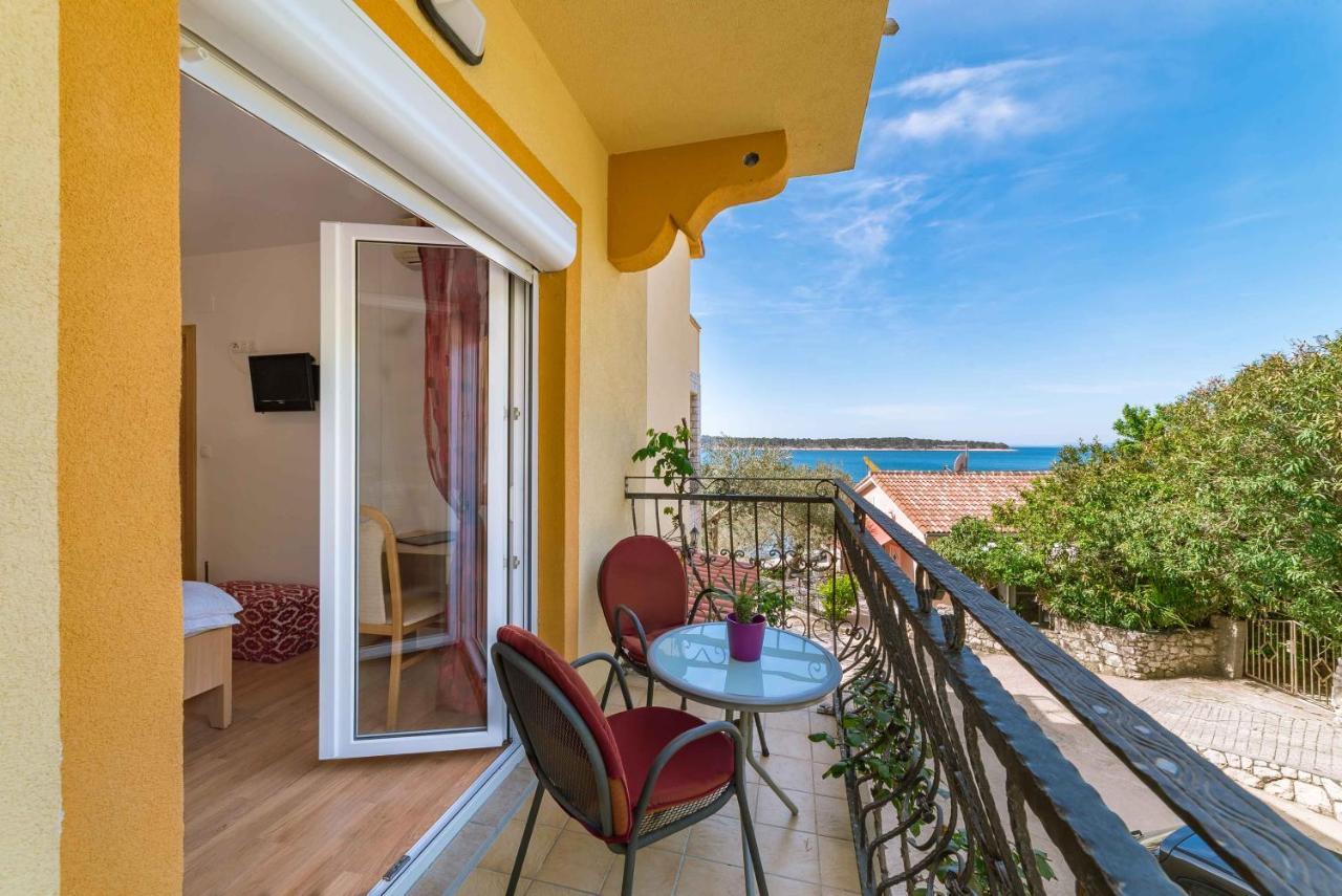 Captain'S Club Banjol Dış mekan fotoğraf